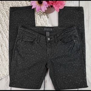 Lucky Brand grey leopard print jeans